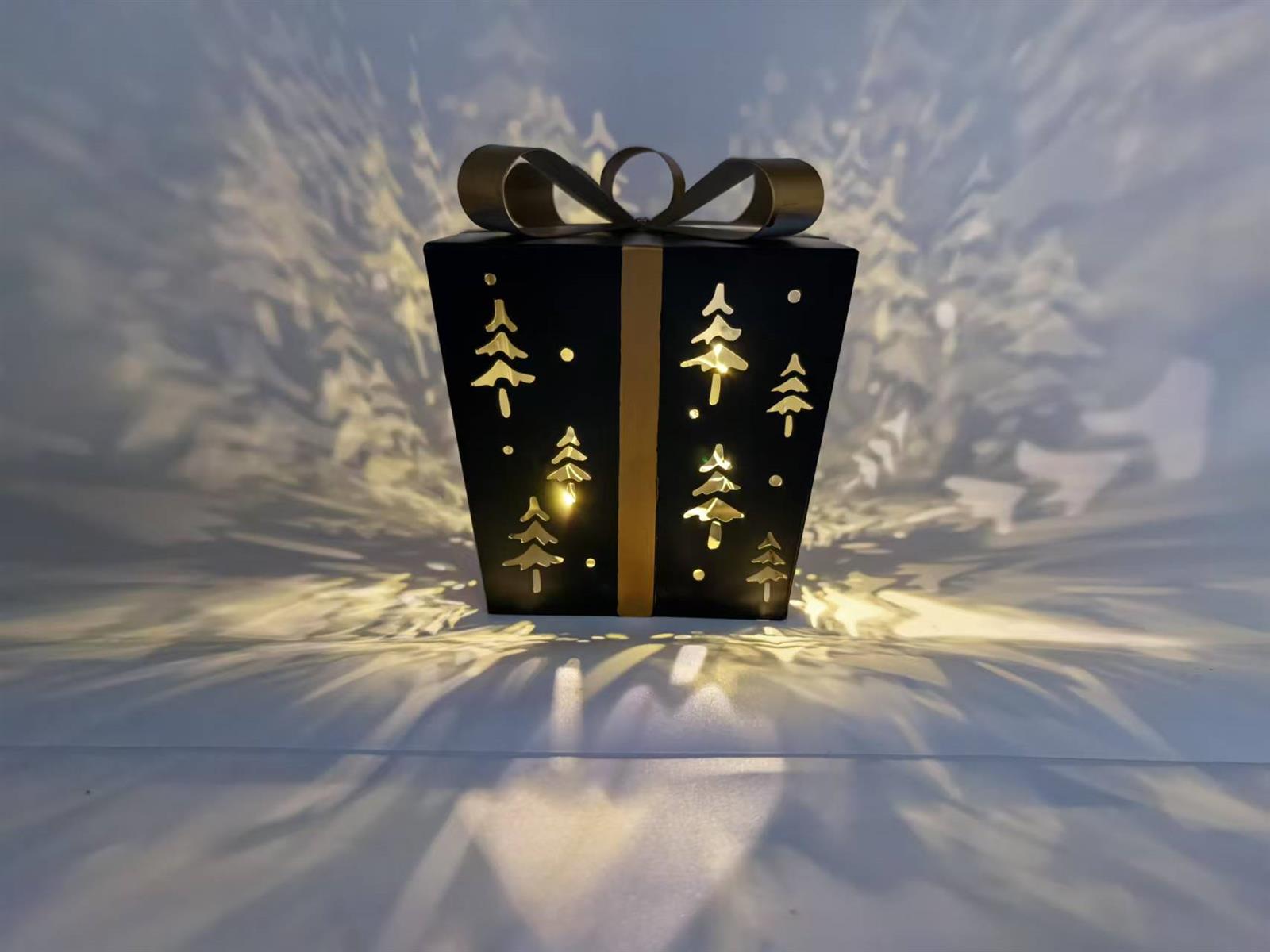 Illuminated metal Christmas gift lantern