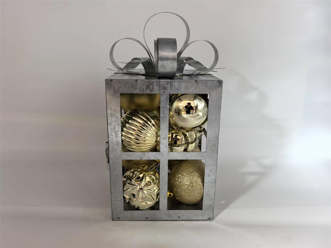 Decorative Metal Lantern Style 005